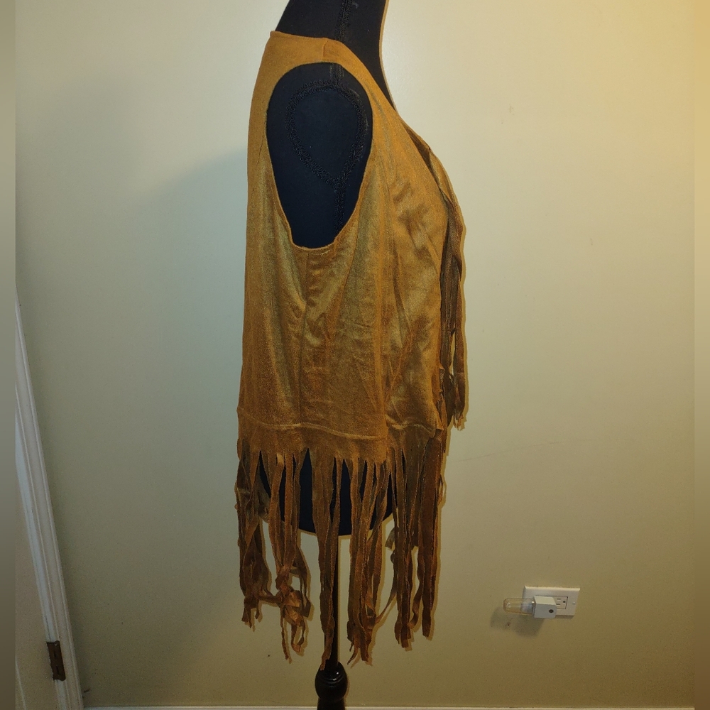 Brown Fringe Vest - Picture 12 of 14